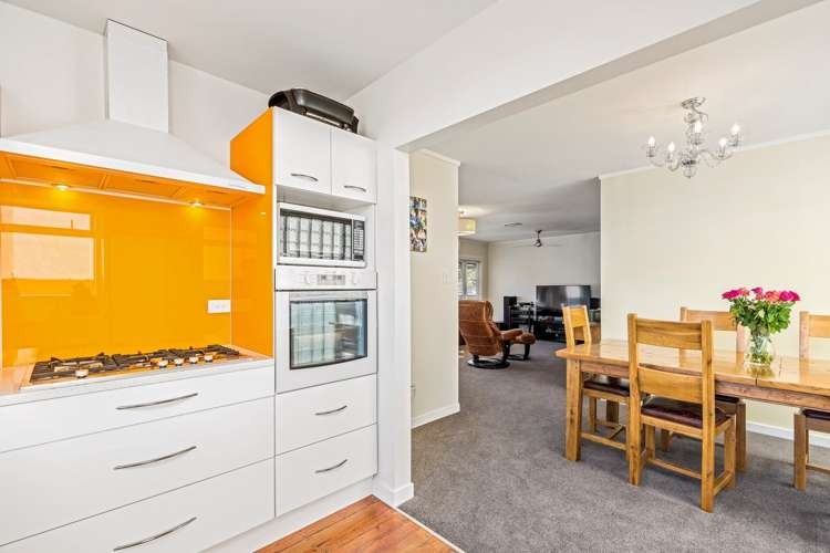 2/8 Oteha Valley Road Northcross_6