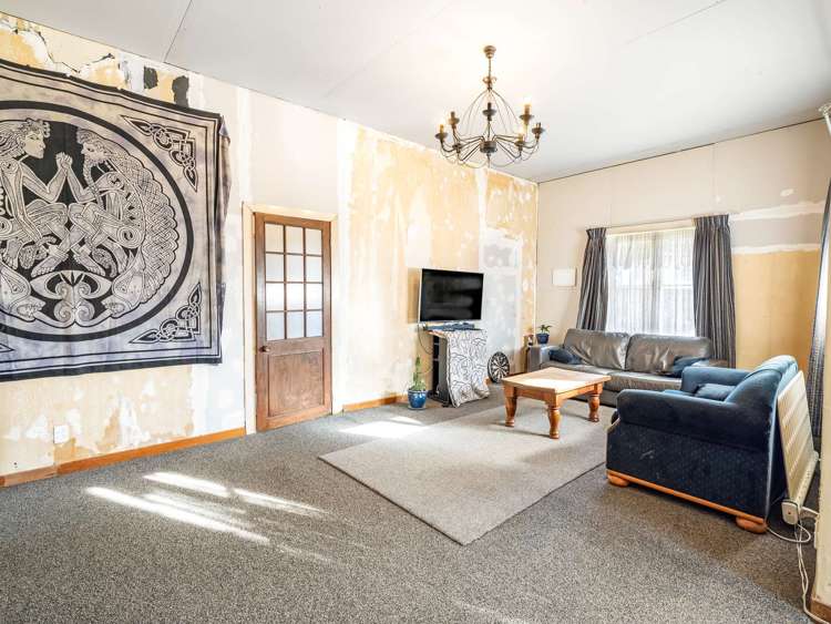 19 Milne Street Hunterville_10