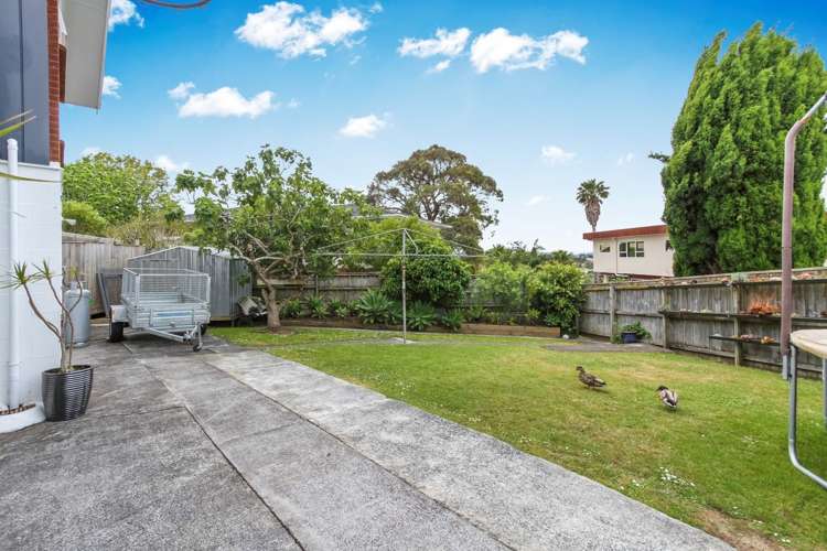 32 Taitua Drive Te Atatu South_21