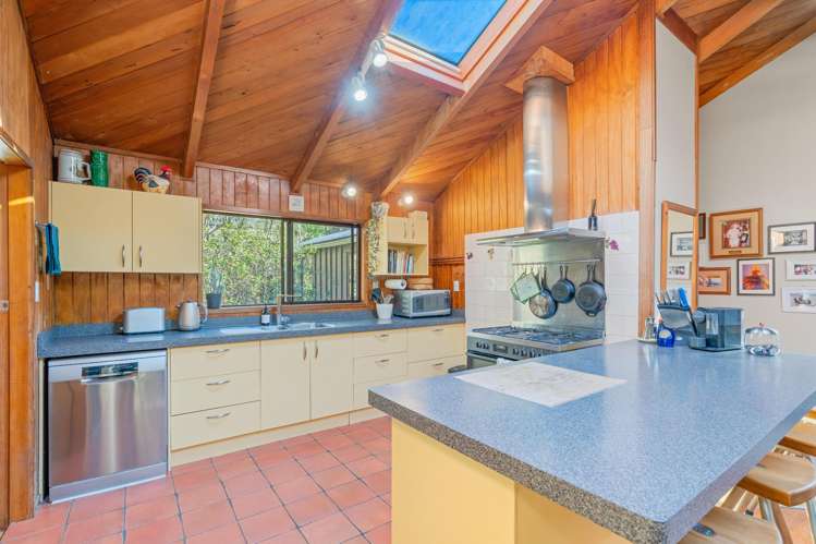 369 Lee Valley Road Brightwater_8