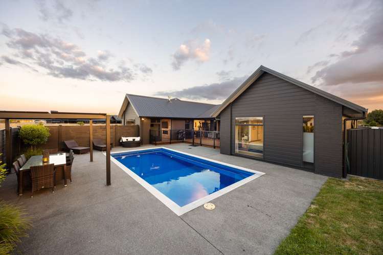 14 Artistic Avenue Leamington_23