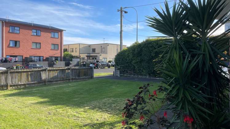 24 Harbour View Road Te Atatu Peninsula_9