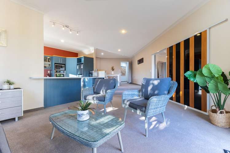 43 Quadrant Heights Paraparaumu_9