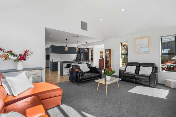 32 Carnaveron Drive Lincoln_20