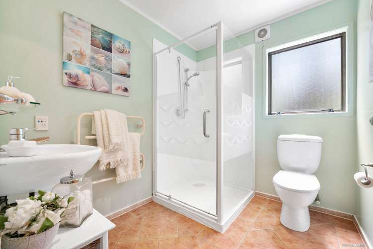 19 Claret Place Henderson_11