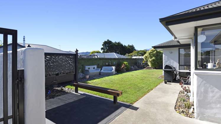 70 Starveall Street Brightwater_17