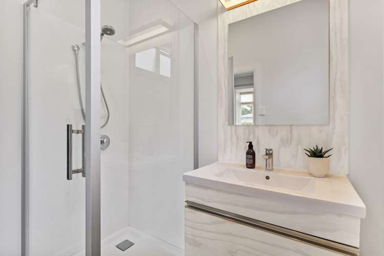 15 Cardwell Street Onehunga_15