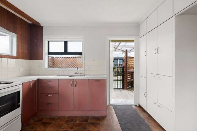 11 Polstead Road Stoke_9