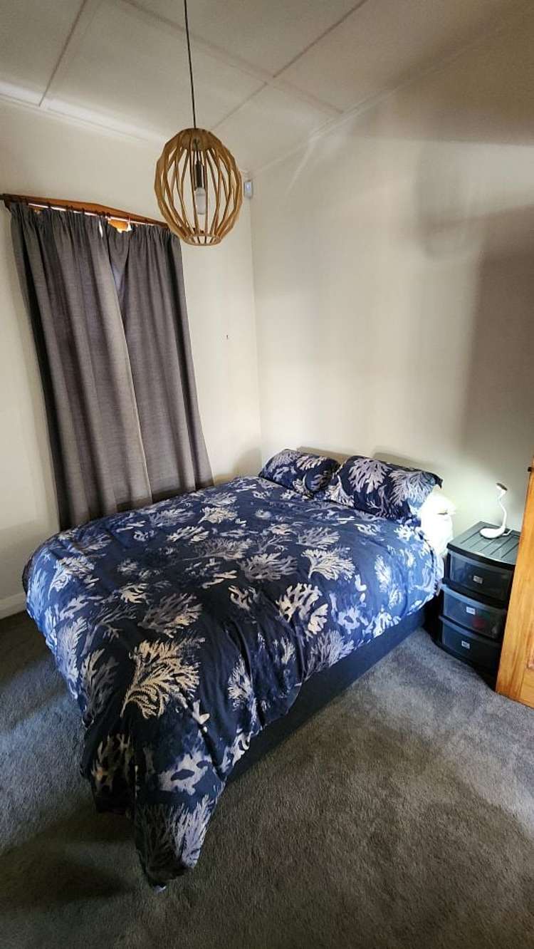 13 Toru Street Lyall Bay_10