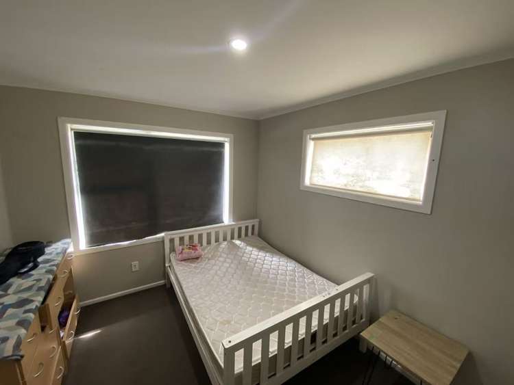 6 Scanlen Terrace Kelston_5