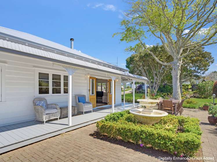 284 Main Road Tairua_30