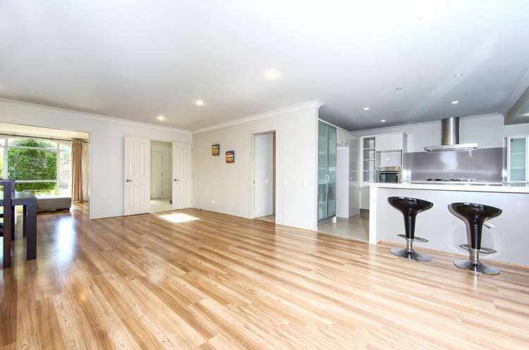 7 Dunoon Cl Flat Bush_4