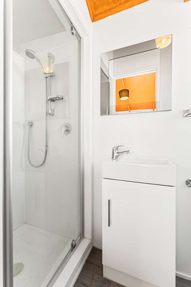 37 Lyttelton Avenue Forrest Hill_10