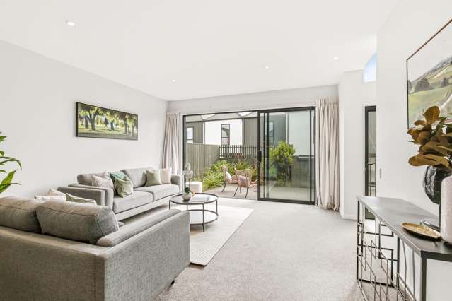 20/6 Oswald Crescent Paparangi_3