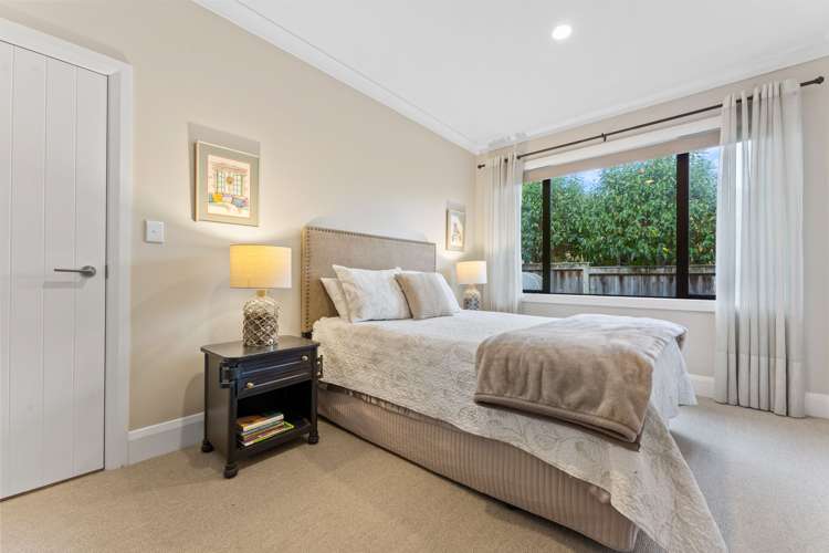 24 Pescara Point Karaka_11