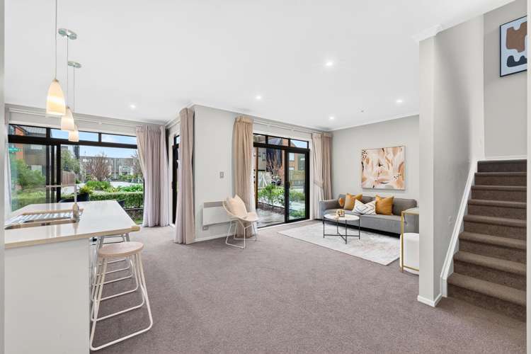 2 Poaka Road Hobsonville_10