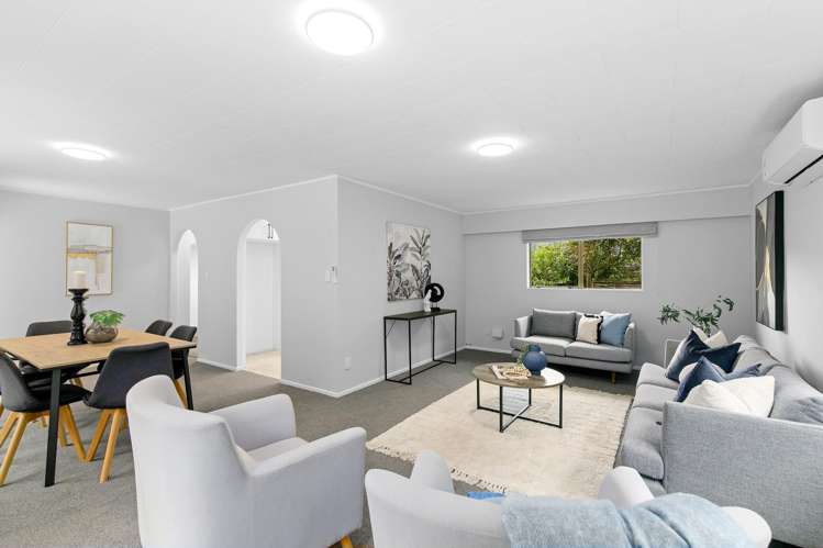 8 Bogle Grove Stokes Valley_8