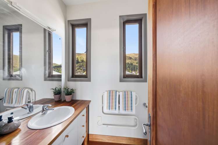 51a Colenso Street Sumner_22