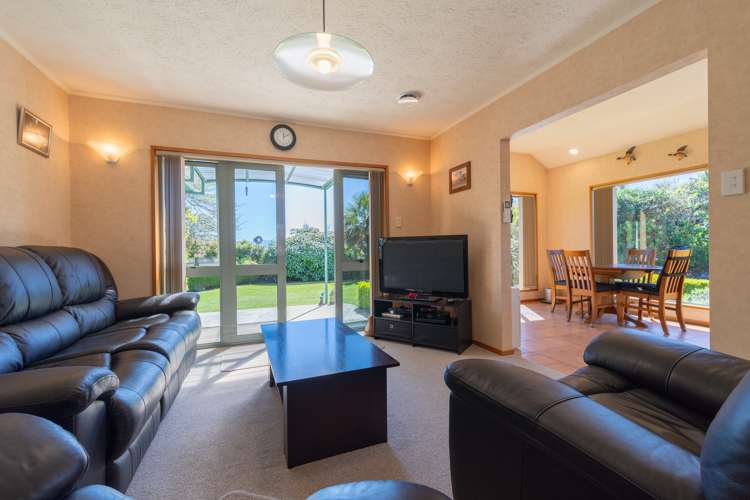 79 Sandy Brown Road Te Anau_10