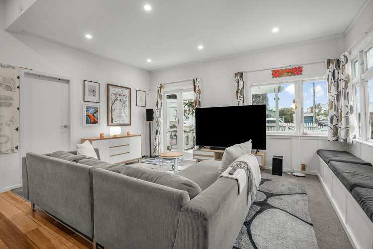 21 Tuatoru Street Eastbourne_8