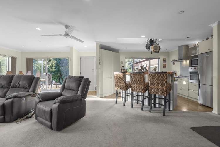 34 Pencarrow Crescent Wainuiomata_19