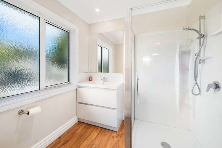 61 Montgomery Crescent Kinloch_9