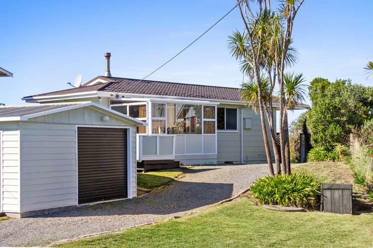 55 Blue Pacific Parade Riversdale Beach_11