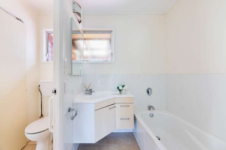 14 Linley Place Hillcrest_16