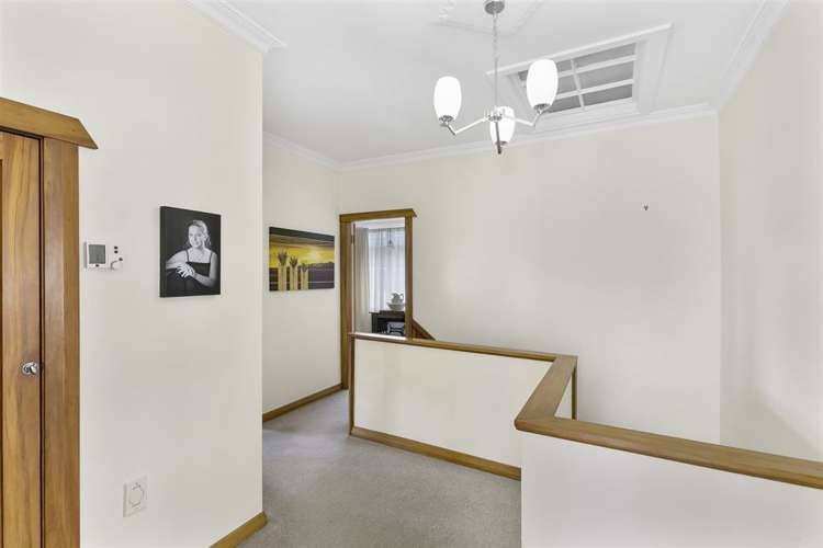 15 Thompson Street Mount Cook_21