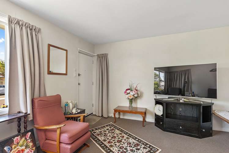 3/108 Staveley Street Avonhead_2