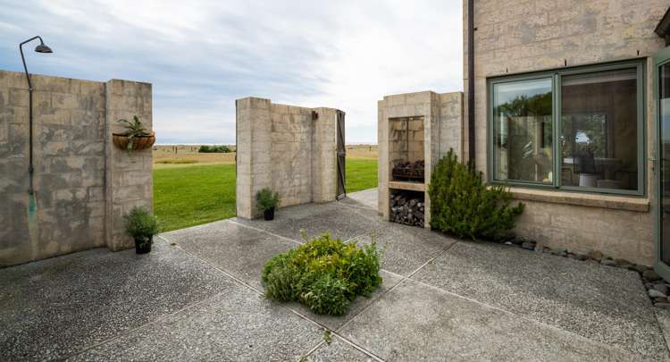 16 Hinepango Drive Rarangi_17