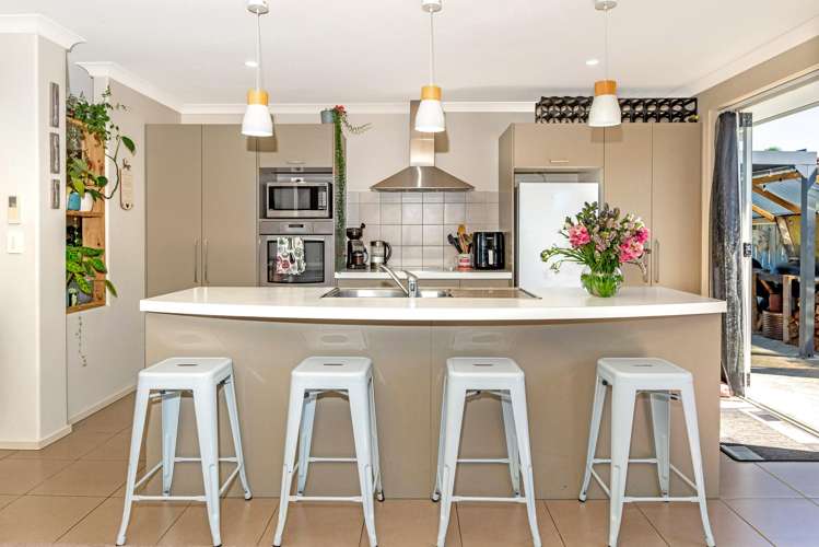 49 Sterling Park Lytton West_3