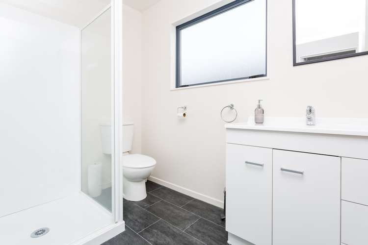 6 Oriana Crescent Hornby_15