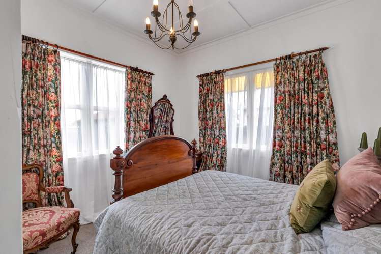 58 Pembroke Road Stratford_18