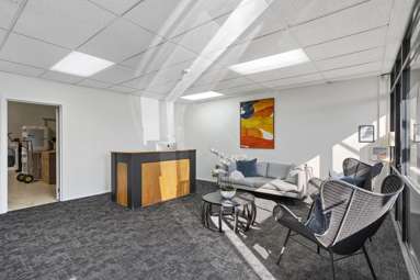 3/33 William Pickering Drive_3