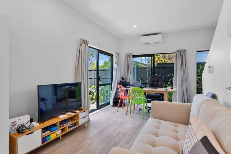 6/24 Andrew Road 10679_1