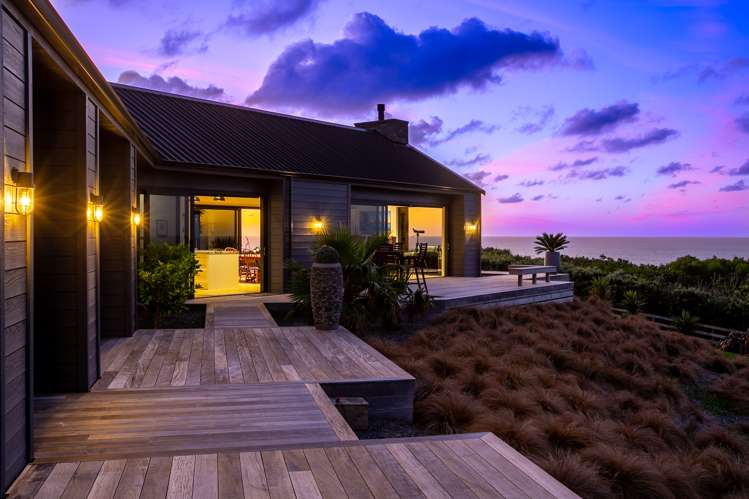 13 Washer Road Omata_24