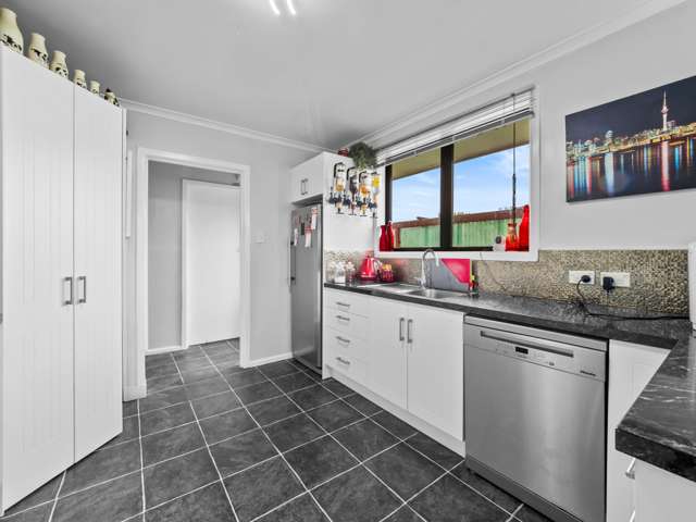 10 Reddecliffe Crescent Hampstead_1