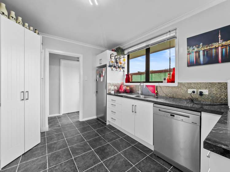 10 Reddecliffe Crescent Hampstead_1