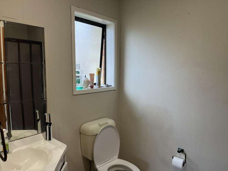 139 McLeod Road Te Atatu South_8