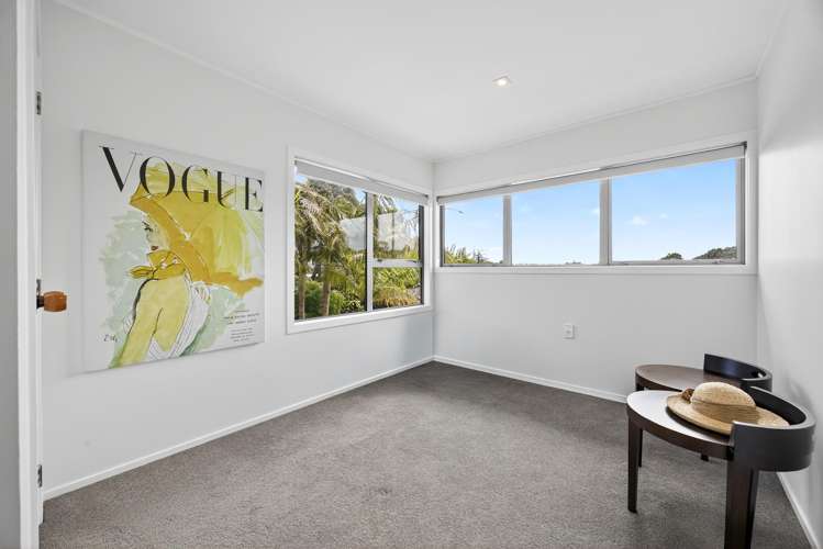 14 Davita Place Farm Cove_17