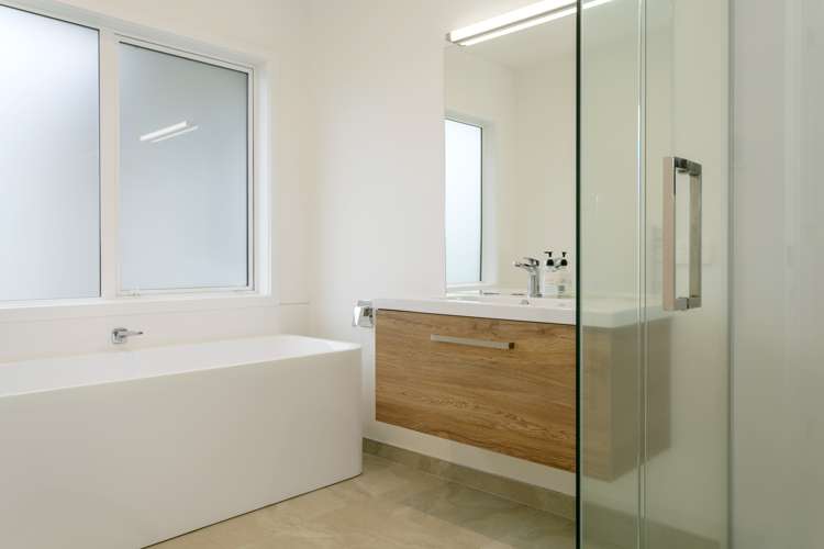 8 Windsor Street Richmond Heights_14