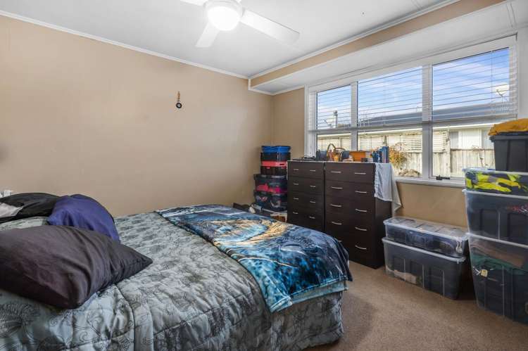 27 Te Rangitautahanga Road Turangi_11