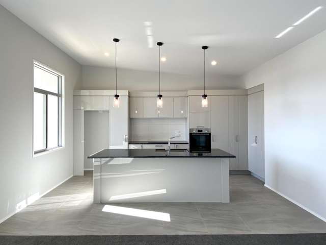 44 Tory Way (Victoria Keys) Omokoroa_1