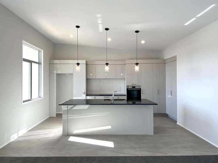 44 Tory Way (Victoria Keys) Omokoroa_1
