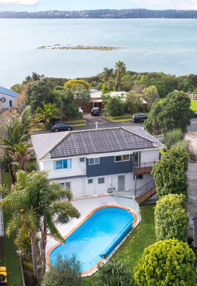 13 Spinnaker Drive Te Atatu Peninsula_17