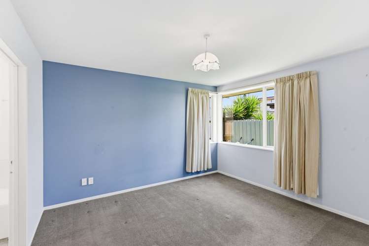 2/10 Baretta Street Somerfield_16
