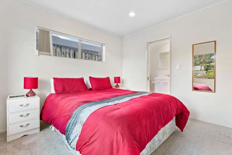 3 Plumstead Rise Glen Eden_6