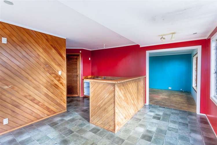 471 Scenic Drive Waiatarua_6