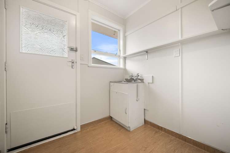 49 Charnwood Crescent Bishopdale_13